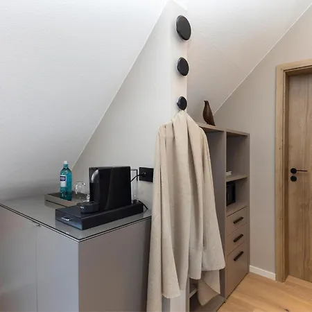Hofgut Wissberg - Weinberghotel Sankt Johann (Mainz-Bingen, Rhineland-Palatinate)