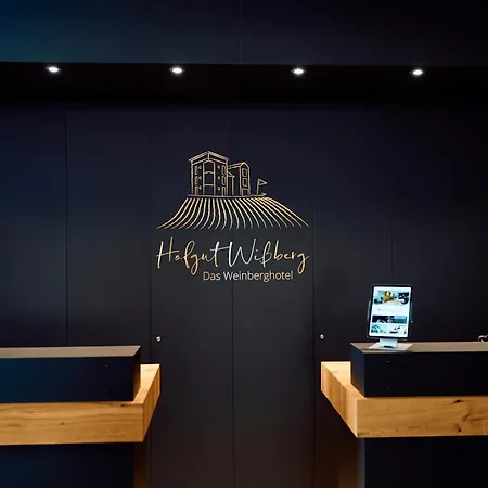 Hofgut Wissberg - Weinberghotel Hotel